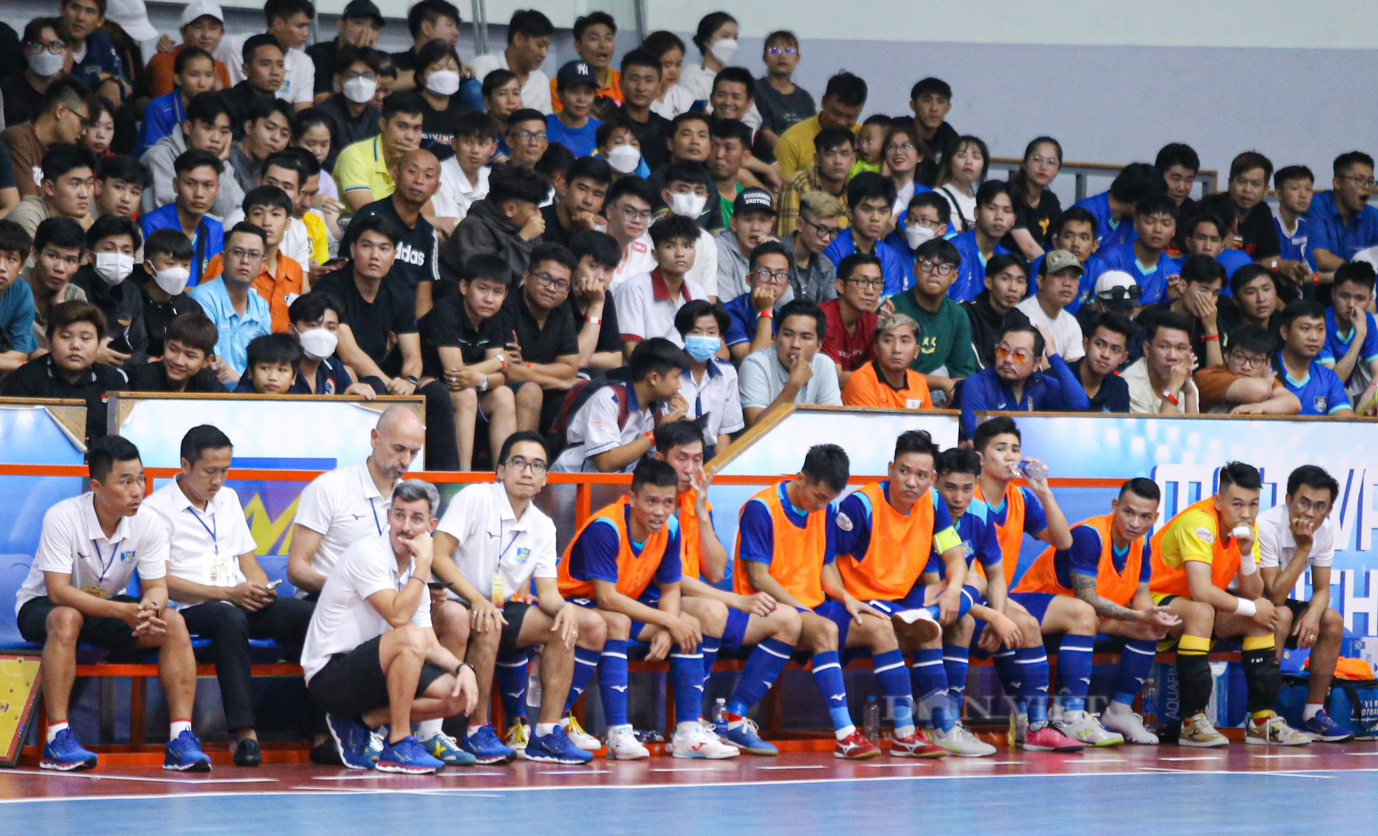 Đội hình toàn sao World Cup của Thái Sơn Nam suýt thua các siêu phủi phong trào - Ảnh 6.