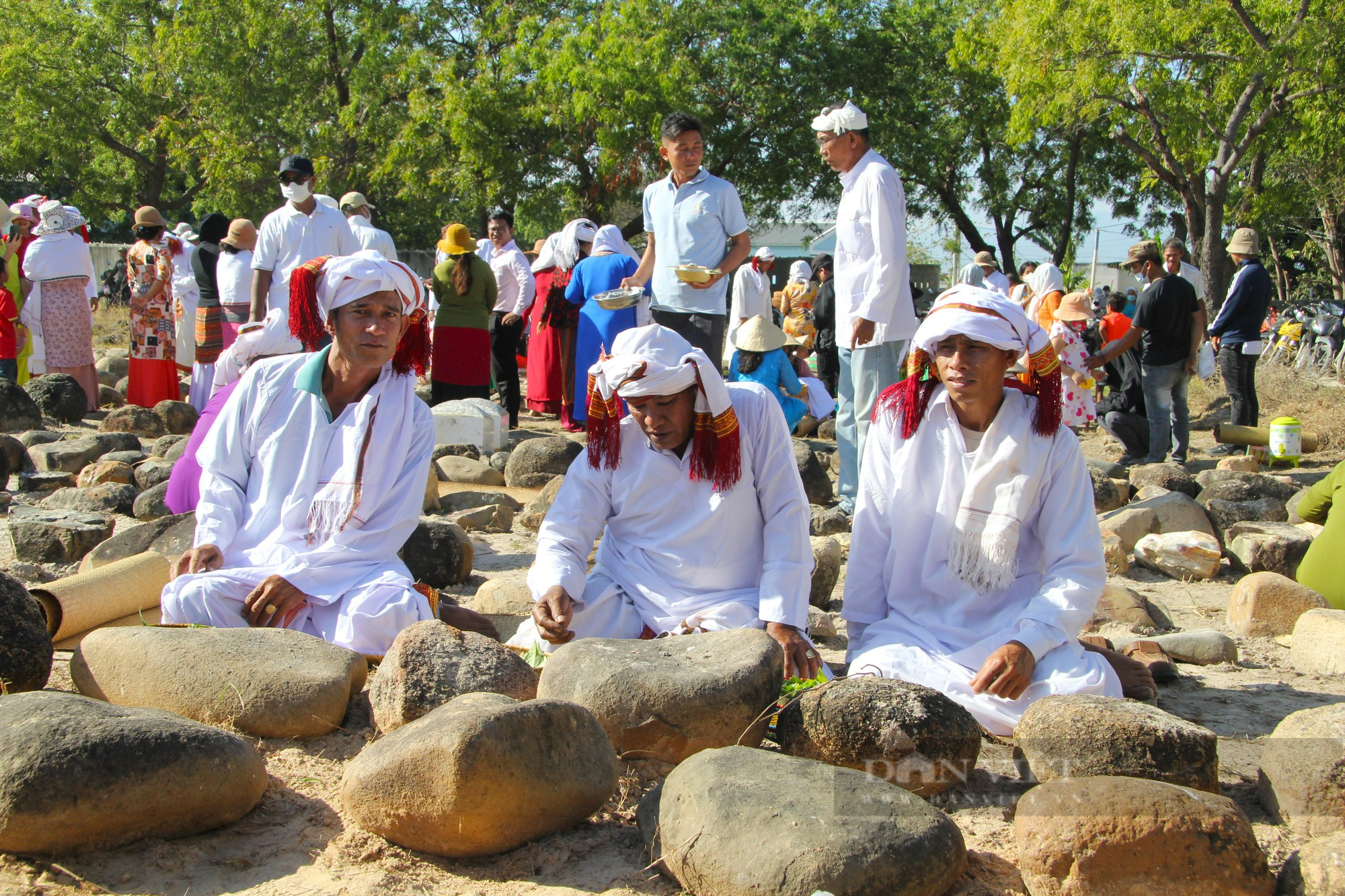 Người Chăm Bà Ni và Islam ở Ninh Thuận tưng bừng đón tết Ramuwan - Ảnh 11.