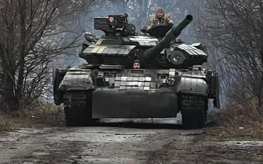 Ukraine đẩy lùi 114 cuộc tấn công của Nga, phá hủy 5 xe tăng, 16 UAV trong 24 giờ
