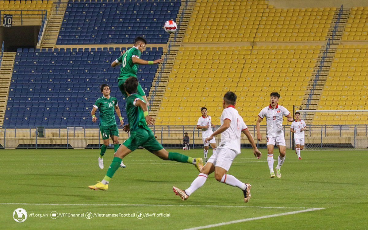 Nhận 2 thẻ đỏ, U23 Việt Nam thảm bại trước U23 Iraq