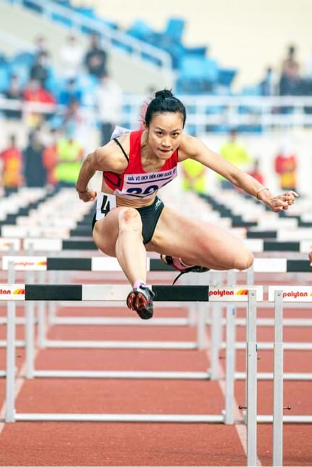 Giành HCV giải điền kinh Philippines, hotgirl Huỳnh Thị Mỹ Tiên quyết giành HCV SEA Games 32 - Ảnh 1.