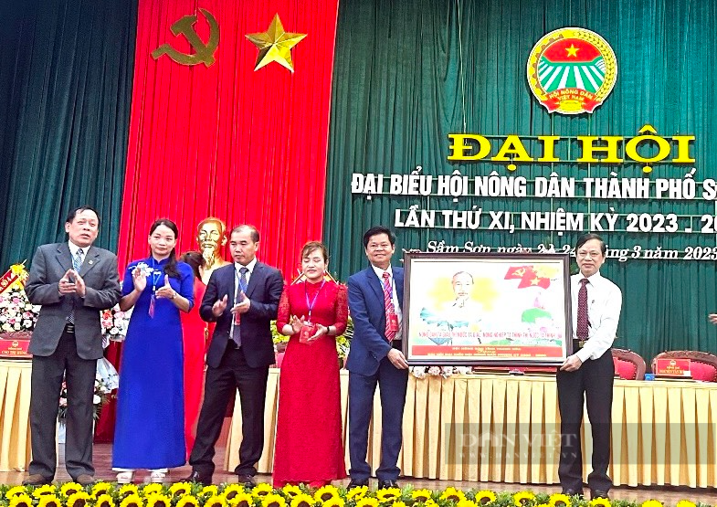 Thanh Hóa: Đại hội Đại biểu Hội Nông dân TP. Sầm Sơn, ông Phạm Gia Ất đắc cử - Ảnh 3.