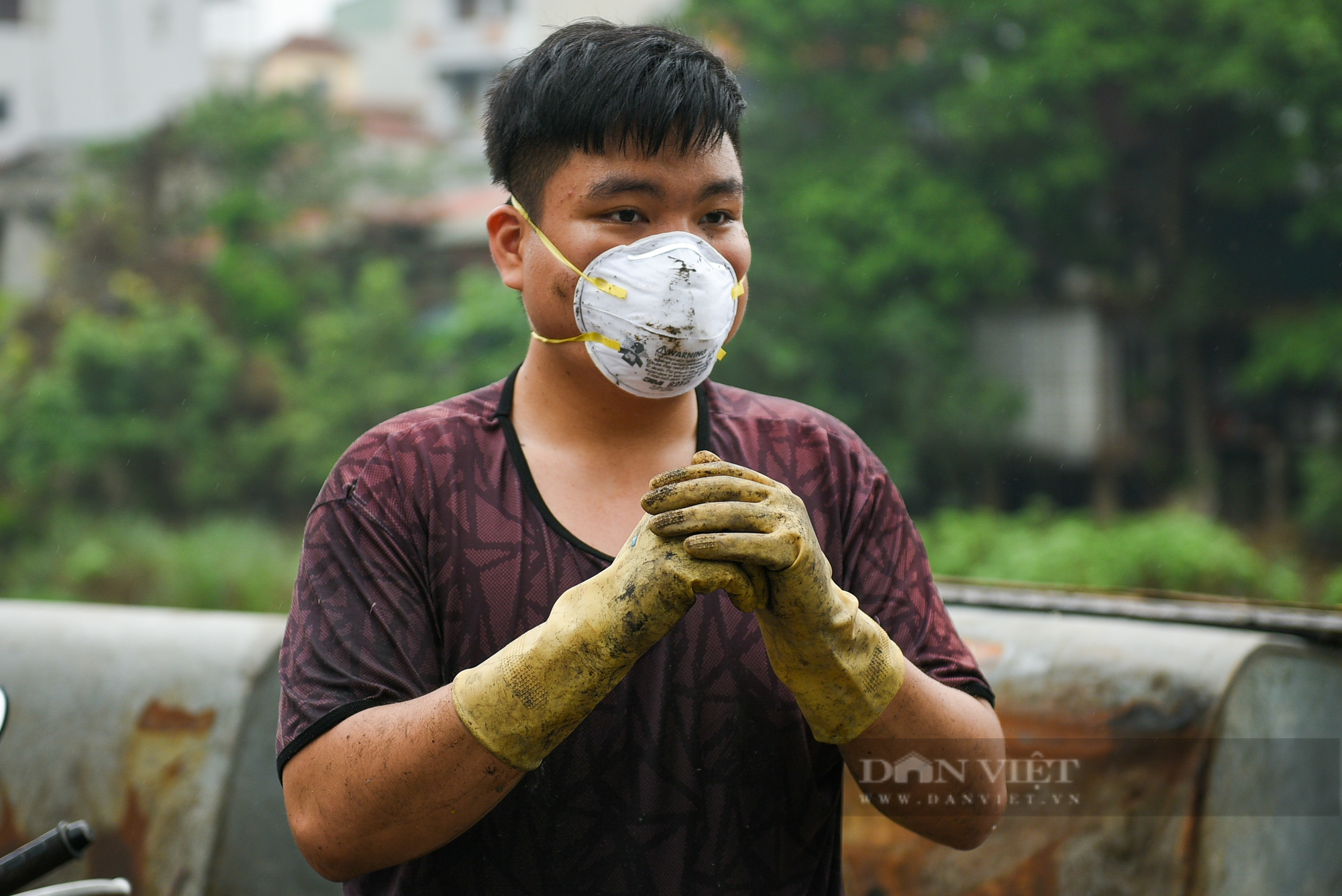 Theo chân những bạn trẻ với quyết tâm &quot;hồi sinh&quot; những dòng sông ô nhiễm tại Hà Nội - Ảnh 14.