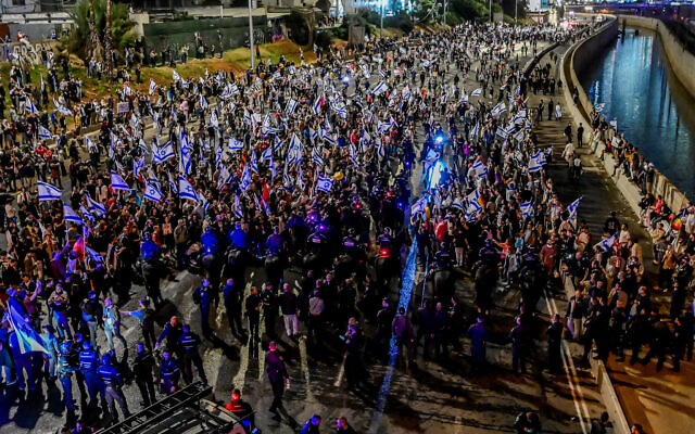 Israel: Biểu tình chống chính phủ rầm rộ khắp cả nước - Ảnh 1.