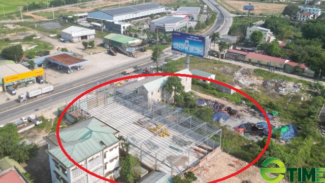 Công ty Tứ Hưng xây công trình lụi, lấn chiếm hành lang an toàn giao thông QL1A ở Quảng Ngãi - Ảnh 3.