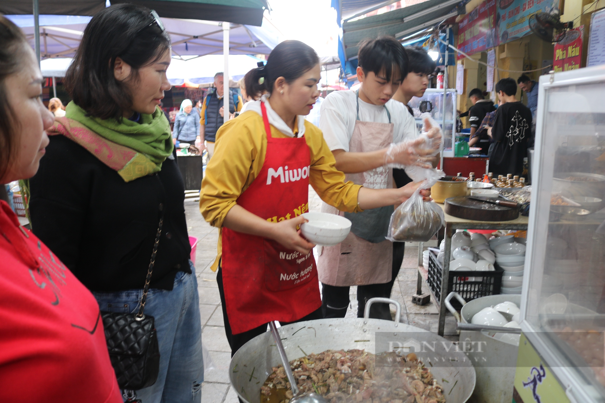 Chợ phiên vùng cao nguyên trắng Bắc Hà - Ảnh 30.