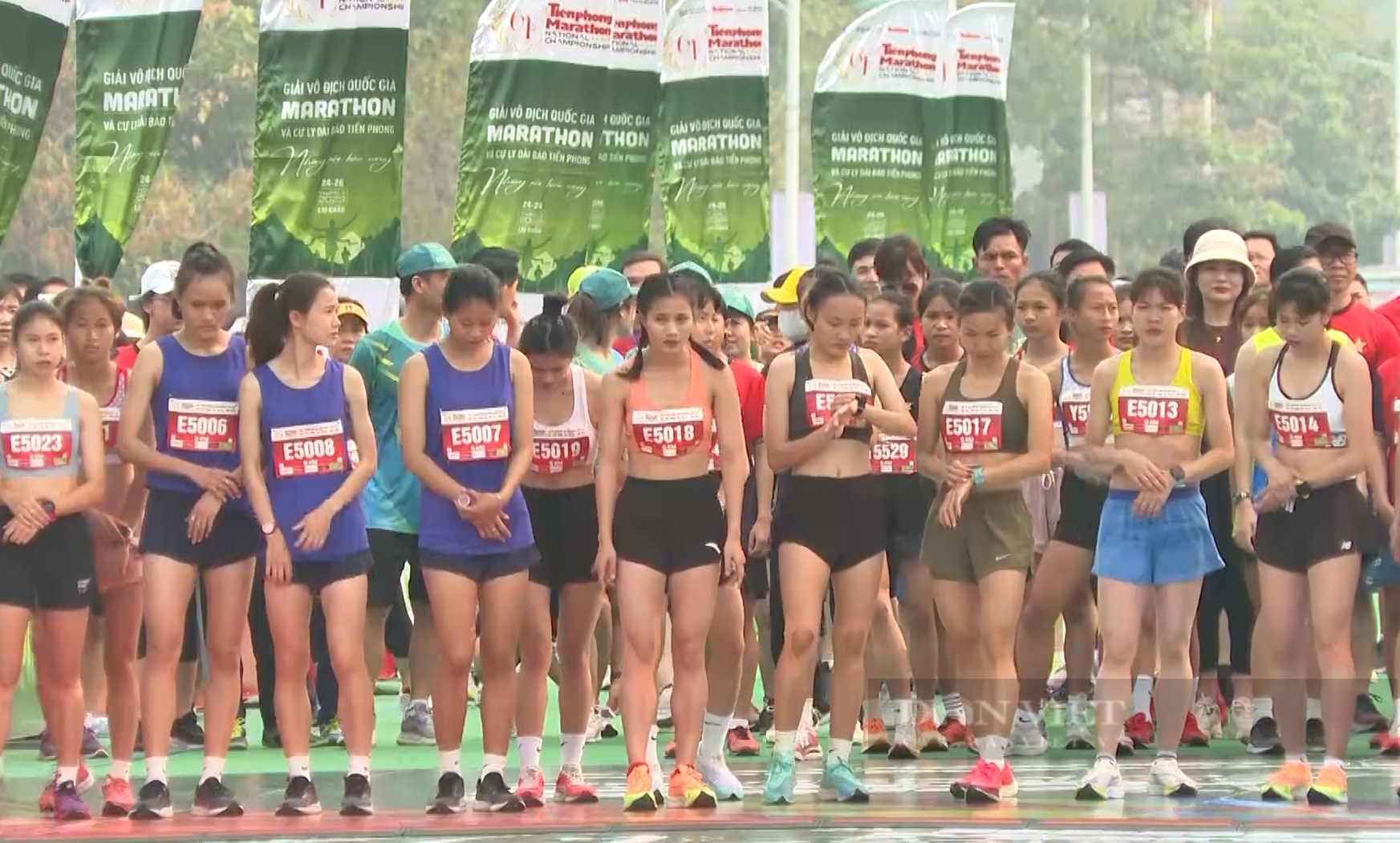 Giải vô địch quốc gia Marathon báo Tiền Phong lần thứ 64: Sôi nổi, gay cấn ngay từ phút đầu - Ảnh 2.