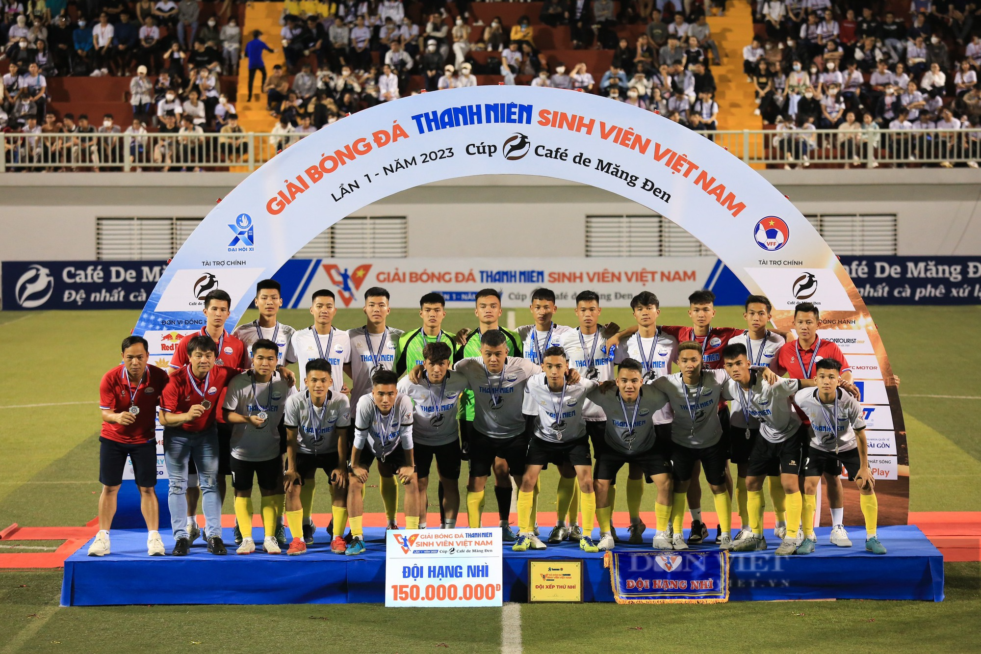 Tiếp tục thắng penalty, ĐH Huế vô địch Giải bóng đá Thanh Niên Sinh viên Việt Nam - Ảnh 6.