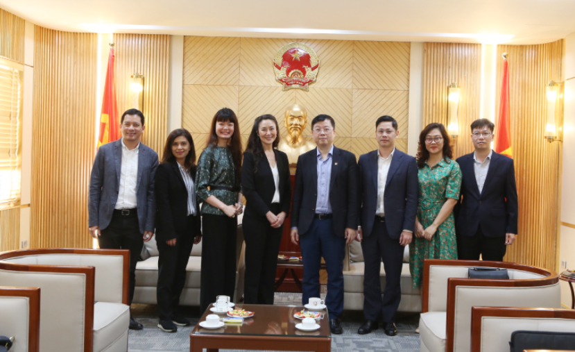Bộ Thông tin và Truyền thông sẽ tạo mọi điều kiện để Netflix thành lập đại diện pháp nhân tại Việt Nam - Ảnh 1.