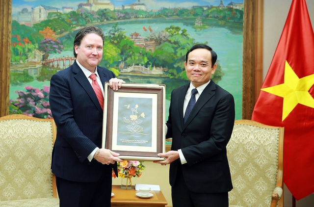 Phó Thủ tướng Trần Lưu Quang tiếp Đại sứ Hoa Kỳ Marc Knapper: Chuẩn bị cho các tiếp xúc cấp cao - Ảnh 1.