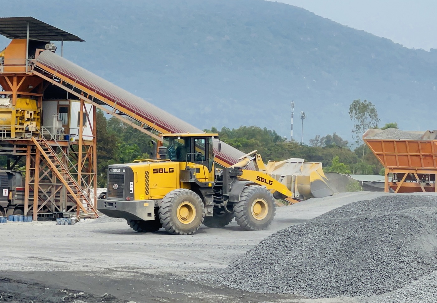 Đồng Nai: Gia hạn khai thác đất đắp phục vụ xây dựng cao tốc Phan Thiết - Dầu Giây - Ảnh 2.