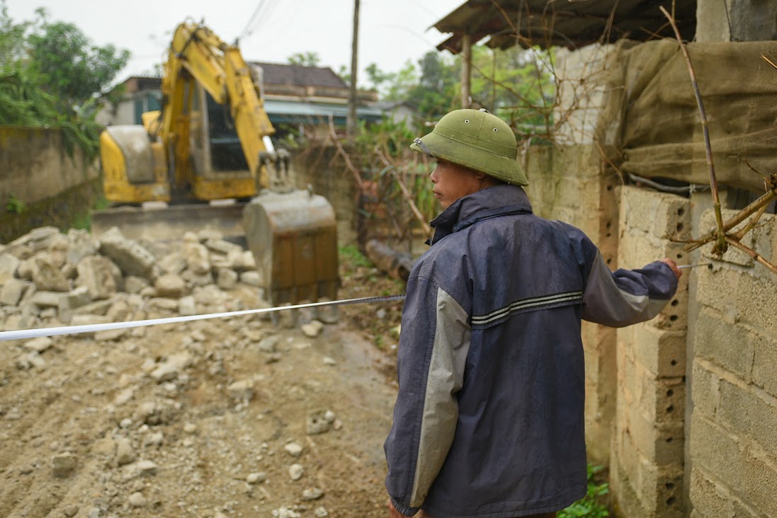 Tuyên Quang: Người dân xã khó khăn 30a sẵn sàng hiến đất làm đường nông thôn mới - Ảnh 3.