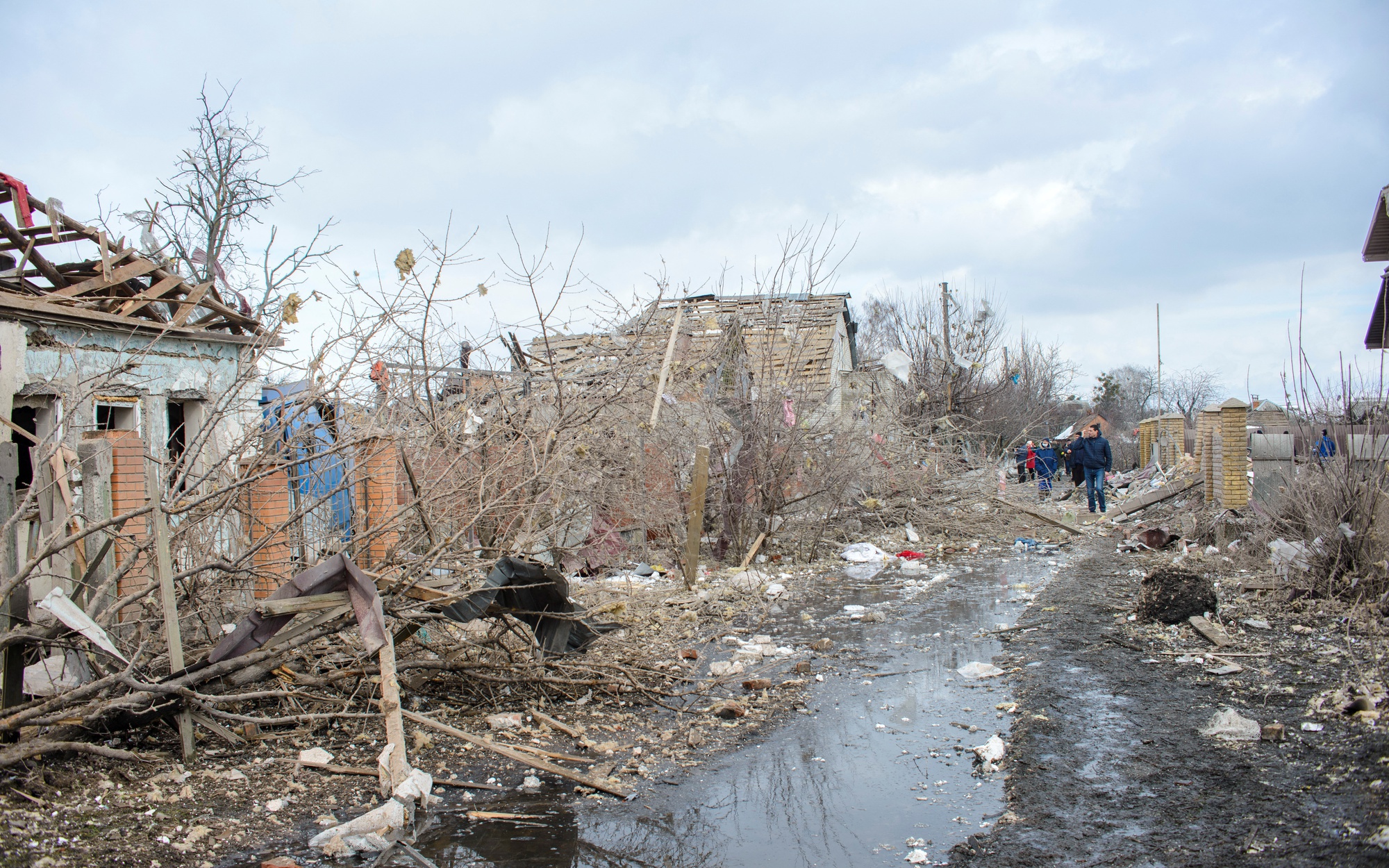 Chiến sự Ukraine: Ukraine tố Nga pháo kích Sumy 100 lần, giám đốc IAEA cảnh báo nóng về nhà máy hạt nhân Zaporizhzhia