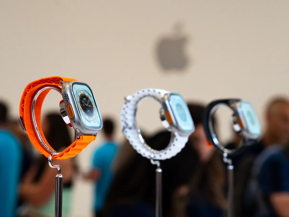 Apple Watch áp đảo các đối thủ tại thị trường Việt Nam - Ảnh 1.