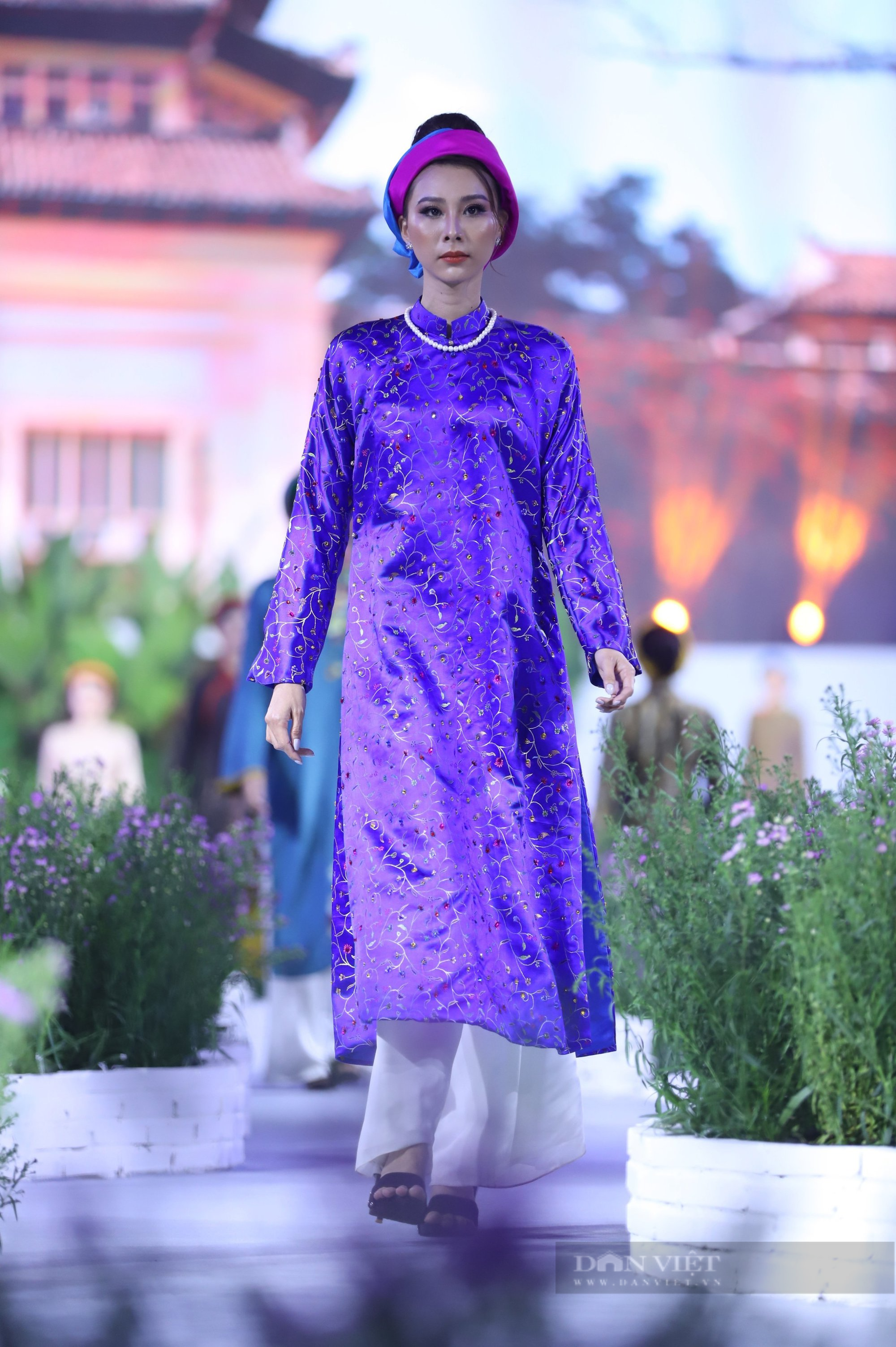Lễ hội Áo dài TP.HCM 2023: Giữ hồn Việt qua tà áo dài truyền thống - Ảnh 13.