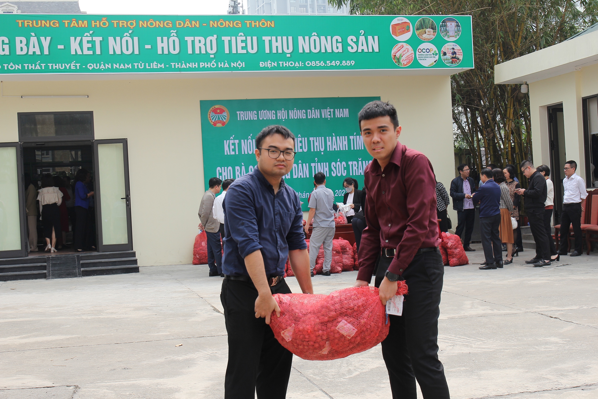 Hội Nông dân Việt Nam kết nối, hỗ trợ tiêu thụ hành tím cho bà con nông dân tỉnh Sóc Trăng - Ảnh 6.