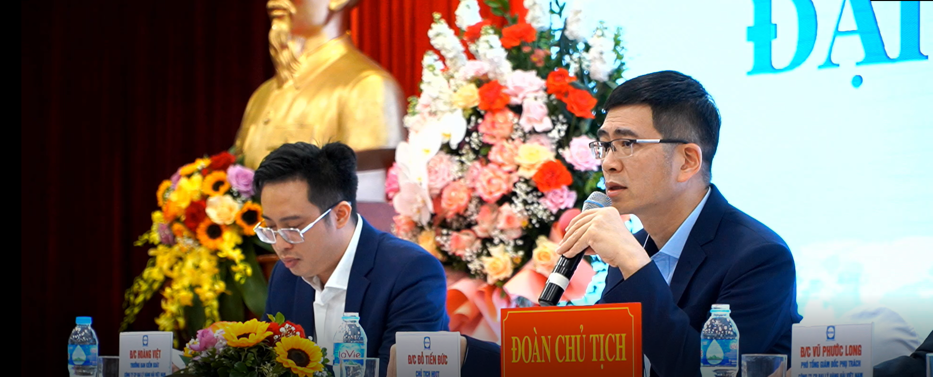 Đại hội cổ đông thường niên năm 2023 của CTCP Đại lý Hàng hải Việt Nam (VOSA) đã chính thức diễn ra - Ảnh 1.