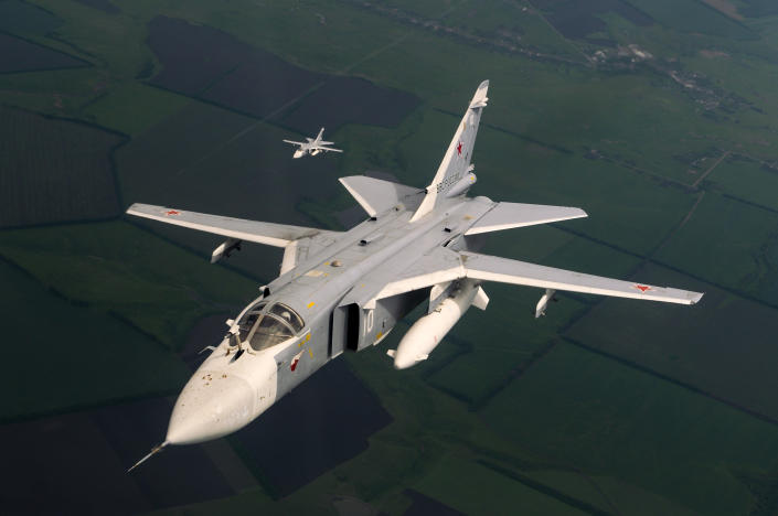 Li kỳ kế hoạch bí mật của Ukraine thuyết phục 3 phi công Nga đào tẩu cùng máy bay - Ảnh 11.