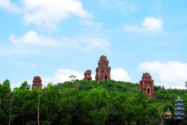 Saigontourist Group và Bình Định ký kết hợp tác phát triển du lịch - Ảnh 4.