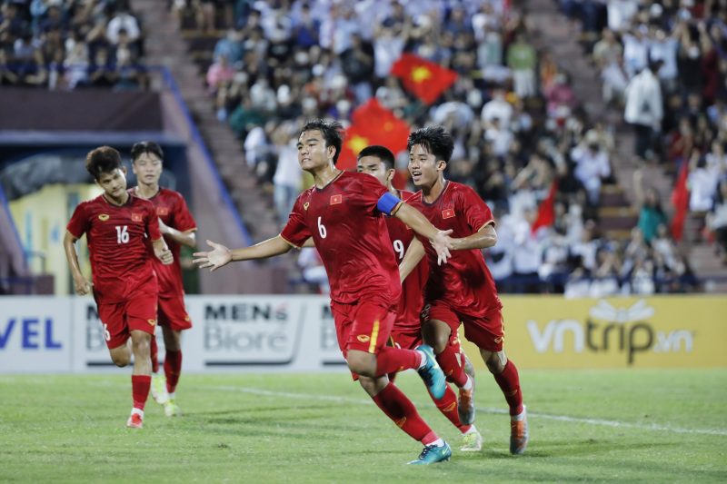 U17 Việt Nam đối đầu U17 Nhật Bản tại VCK U17 châu Á 2023 - Ảnh 1.