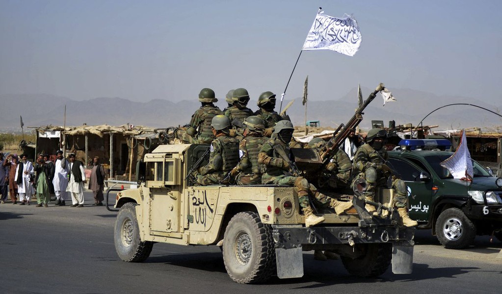 Taliban tận dụng thiết giáp huyền thoại Mỹ bỏ lại Afghanistan - Ảnh 16.