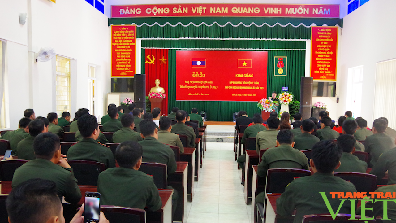 Bồi dưỡng Tiếng Việt cho cán bộ quân đội nhân dân Lào  - Ảnh 1.