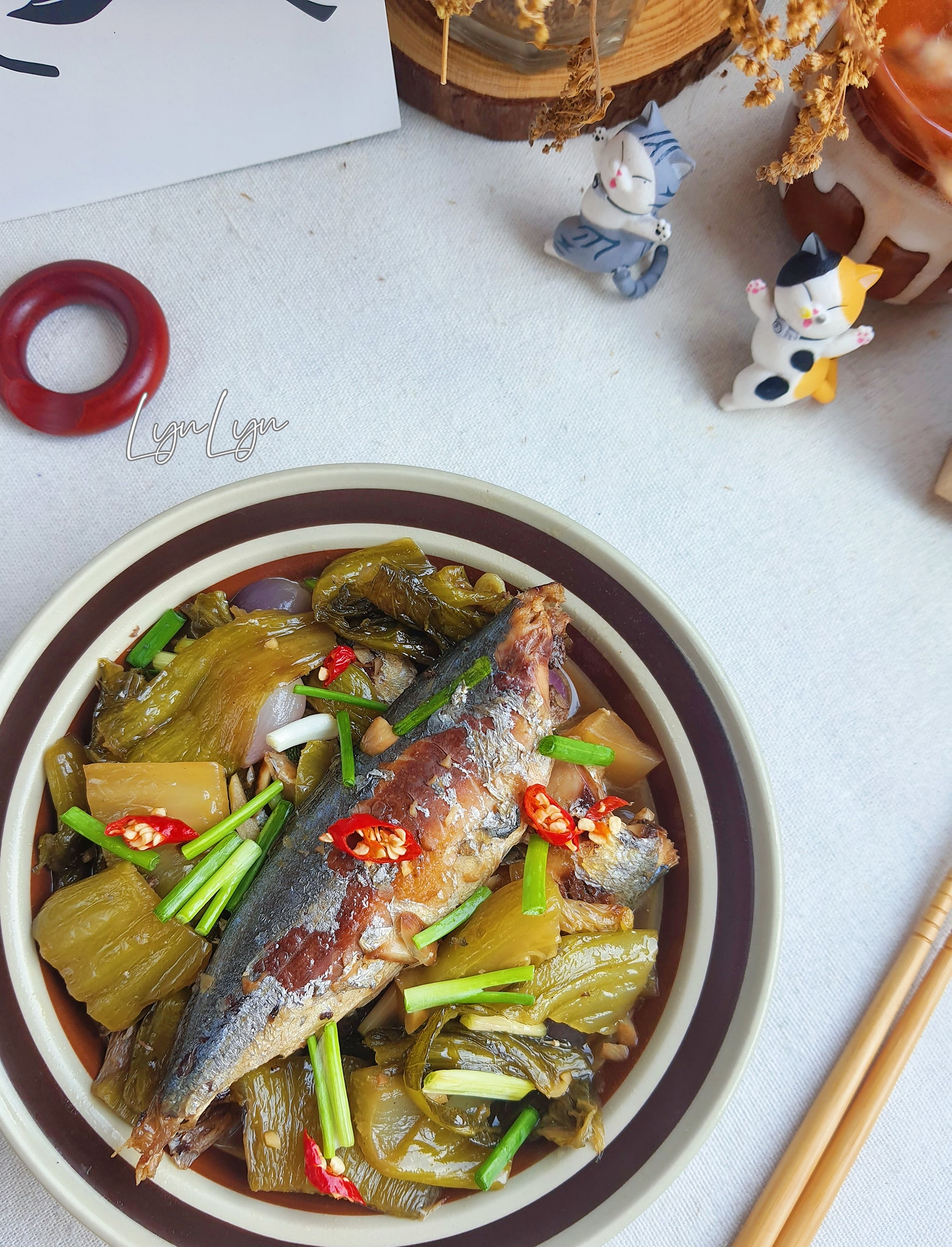 Mách bạn cách làm món cá nục hấp om cải chua ngon đúng điệu - Ảnh 6.