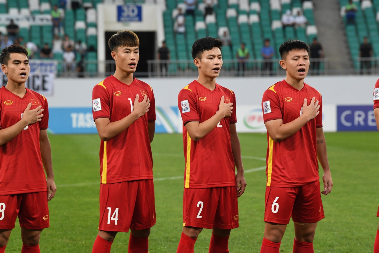 Cậu út U23 Nguyễn Văn Trường: Học Ronaldo, thần tượng Văn Quyết nhưng chỉ muốn làm người thường ảnh 9