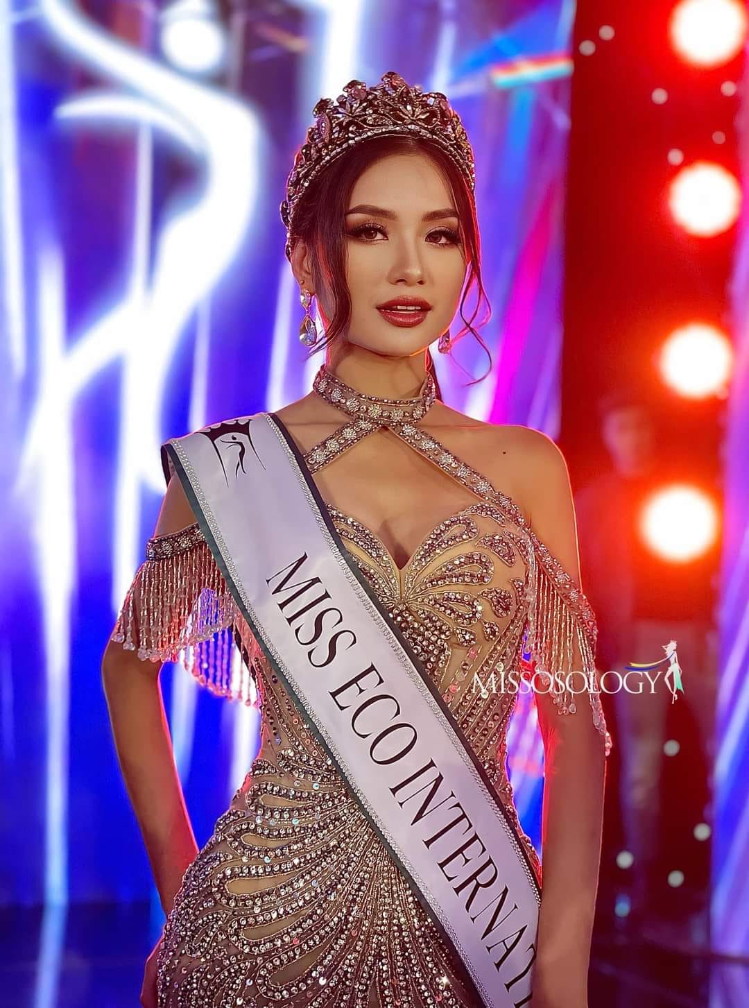 Nguyễn Thanh Hà đăng quang Hoa hậu Môi trường Thế giới 2023 - Ảnh 1.