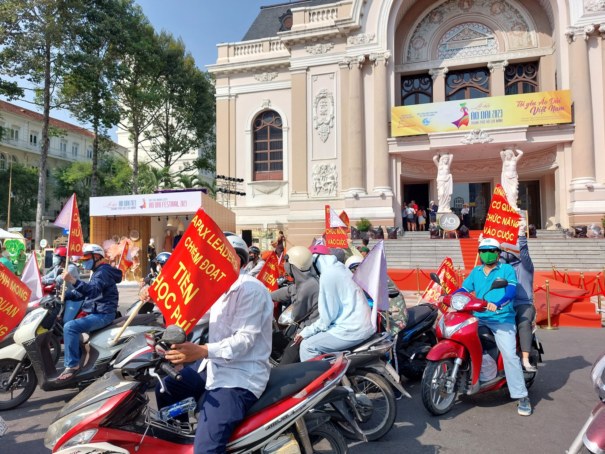 Vụ Apax Leaders: &quot;Cháy nhà mới ra mặt chuột&quot;, phụ huynh réo gọi Sở GDĐT TP.HCM - Ảnh 4.