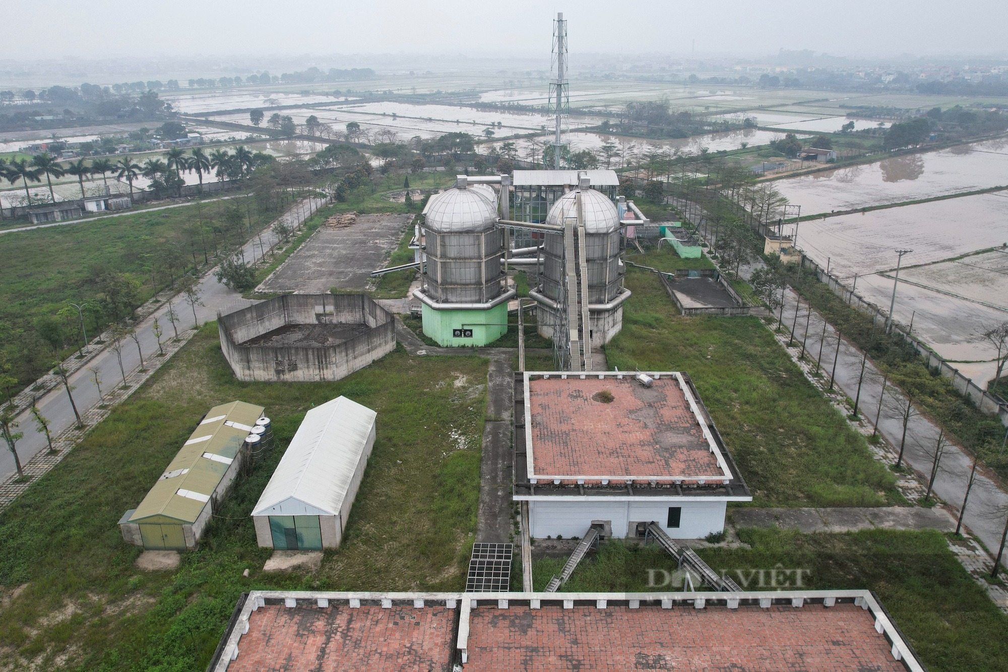 Cận cảnh nhà máy xử lý rác nhiệt phân plasma rộng 88.514m2 &quot;ngủ đông&quot; hàng chục năm tại Hà Nội - Ảnh 10.