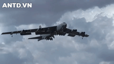 Mỹ điều &quot;pháo đài bay&quot; B-52 tới bán đảo Triều Tiên - Ảnh 20.