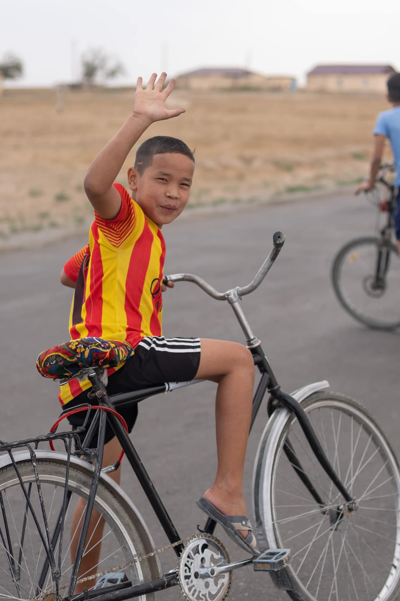 U20 Việt Nam, Fergana và... chiếc xe đạp gióng ngang - Ảnh 7.
