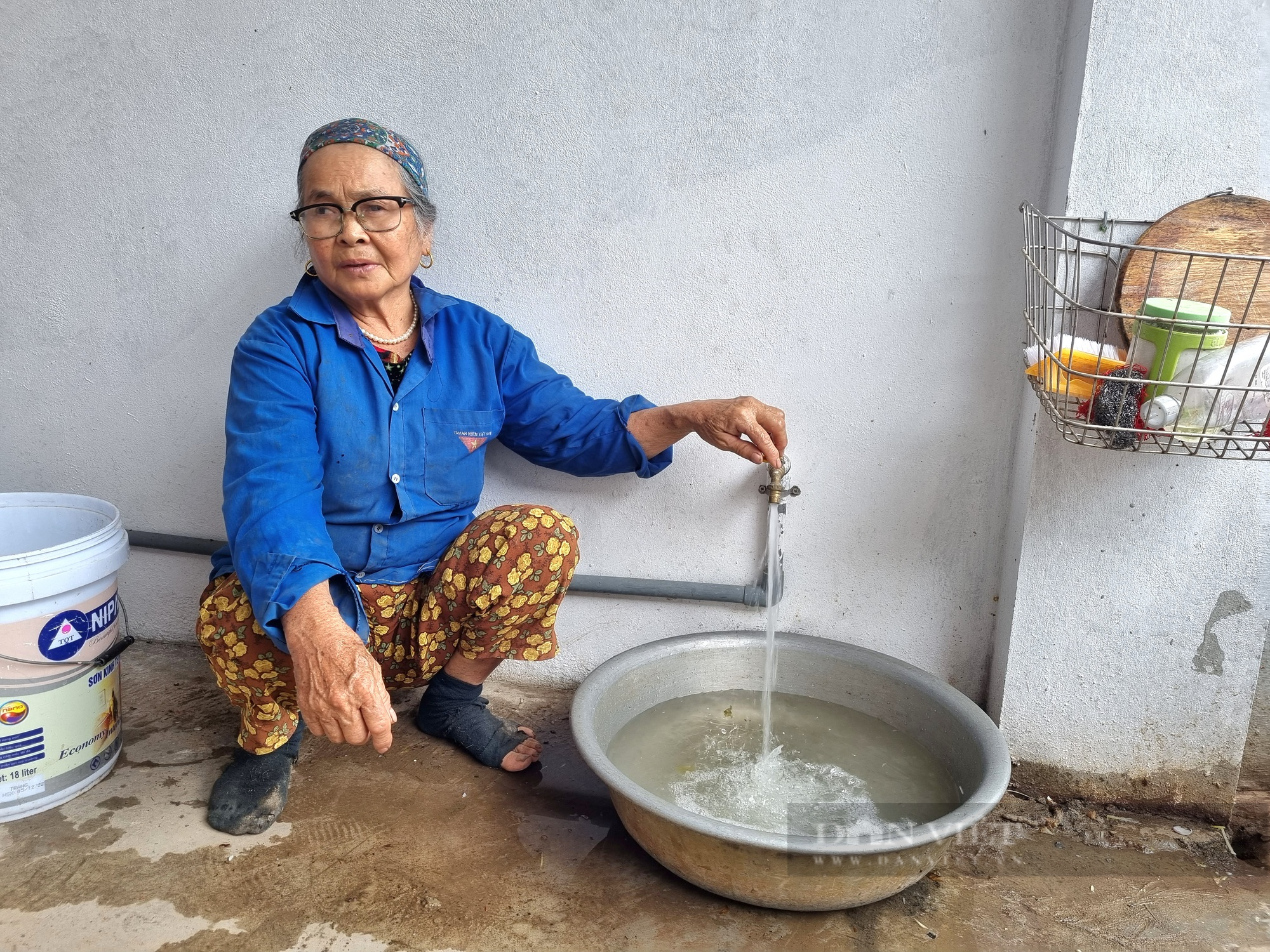 Vụ hơn 1.000 hộ dân “khát” nước sạch ở Ninh Bình: Phó Chủ tịch UBND huyện Yên Mô trực tiếp đi kiểm tra - Ảnh 1.