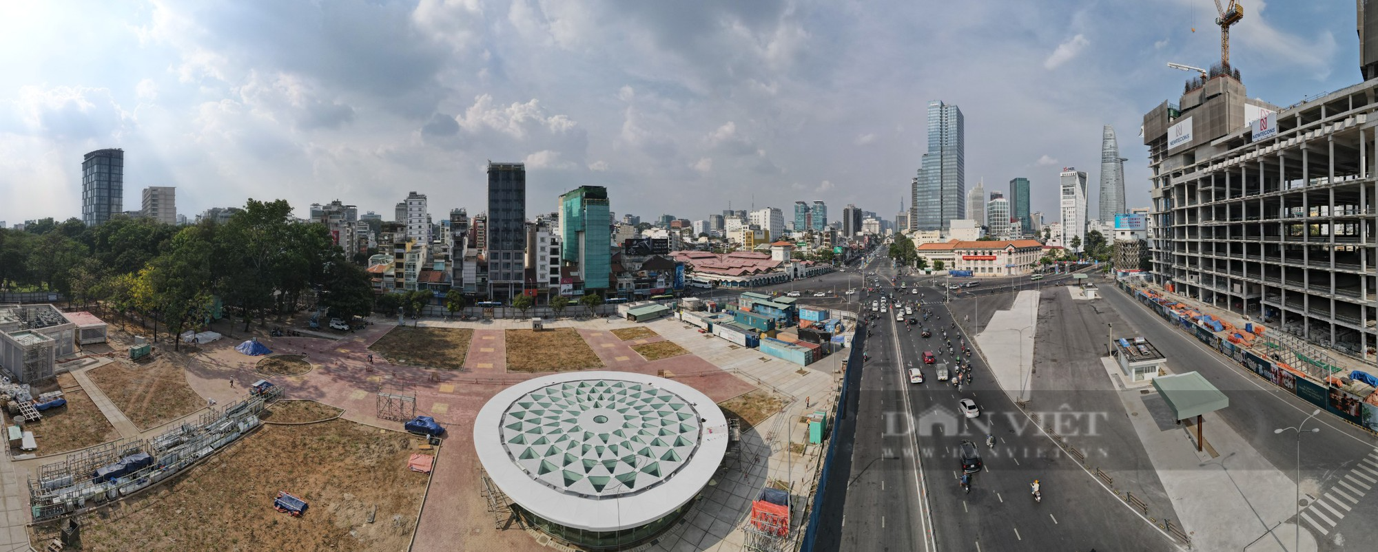 Công trình giếng trời khổng lồ tại ga ngầm lớn nhất của tuyến Metro số 1 - Ảnh 1.