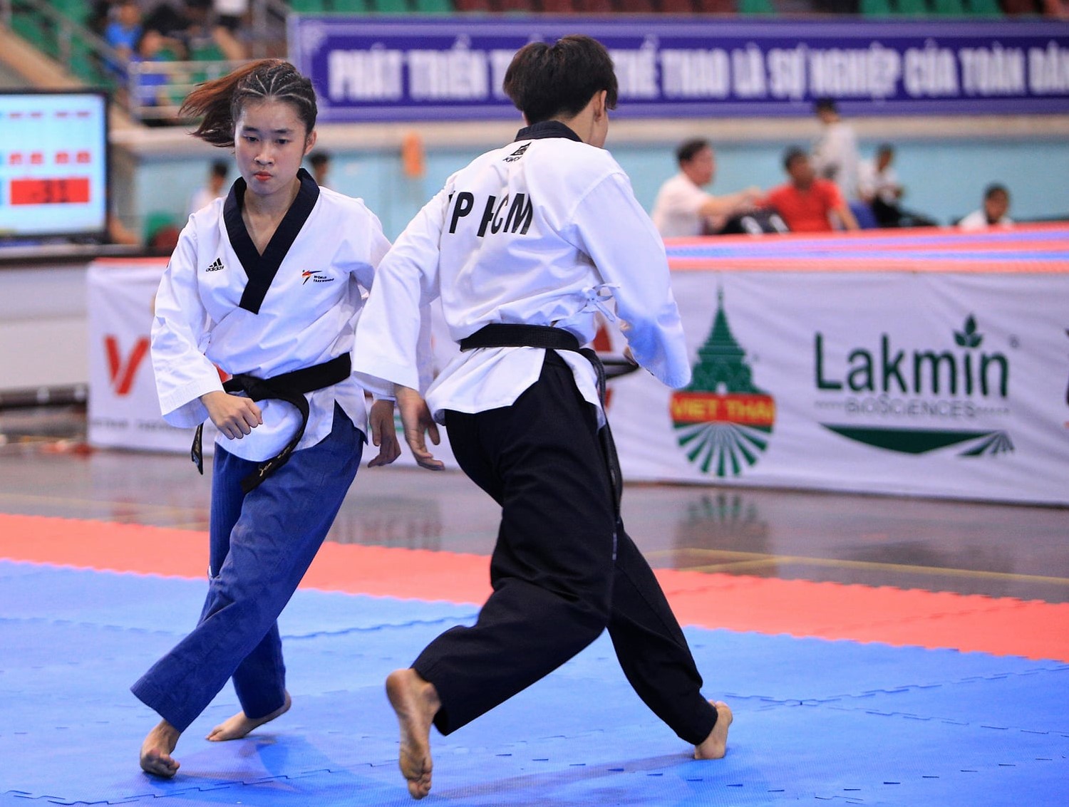 Cô gái vàng, sở hữu đủ bộ huy chương vàng các giải vô địch Taekwondo trong nước và quốc tế - Ảnh 3.