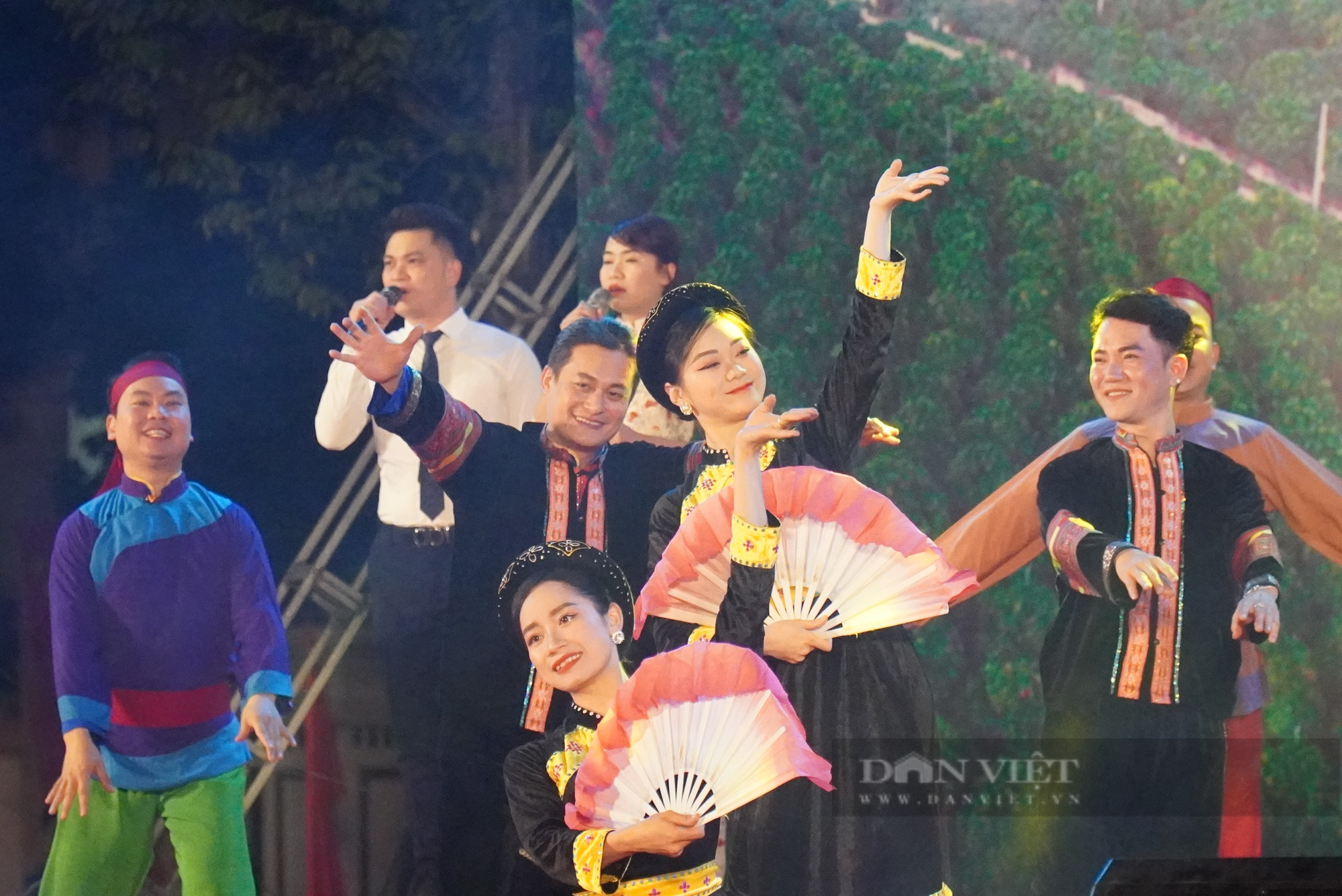Là một trong 4 lễ hội lớn ở Bắc Giang, ngày hội văn hóa thể thao các dân tộc Lục Ngạn có gì hấp dẫn? - Ảnh 2.