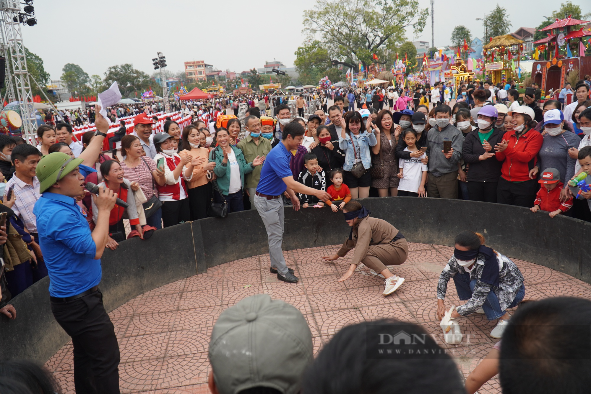 Là một trong 4 lễ hội lớn ở Bắc Giang, ngày hội văn hóa thể thao các dân tộc Lục Ngạn có gì hấp dẫn? - Ảnh 3.