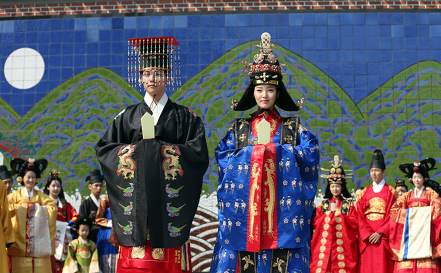 Hàn Quốc lôi cuốn du khách với mùa lễ hội tháng Ba - Ảnh 2.