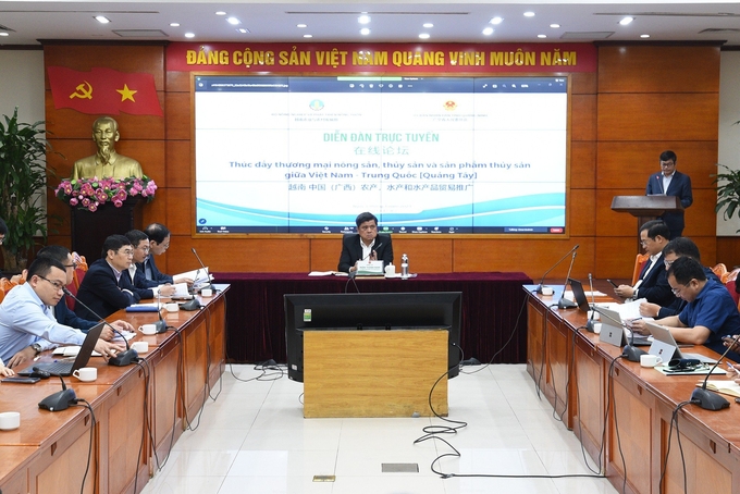 Thứ trưởng Bộ NNPTNT: Tạo điều kiện để doanh nghiệp Việt Nam-Trung Quốc giao thương - Ảnh 1.