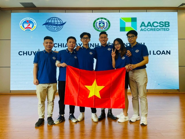 Chàng sinh viên người Việt giỏi Văn và Hoá quyết tâm chinh phục ngành học khó tại xứ sở Đài Loan - Ảnh 3.