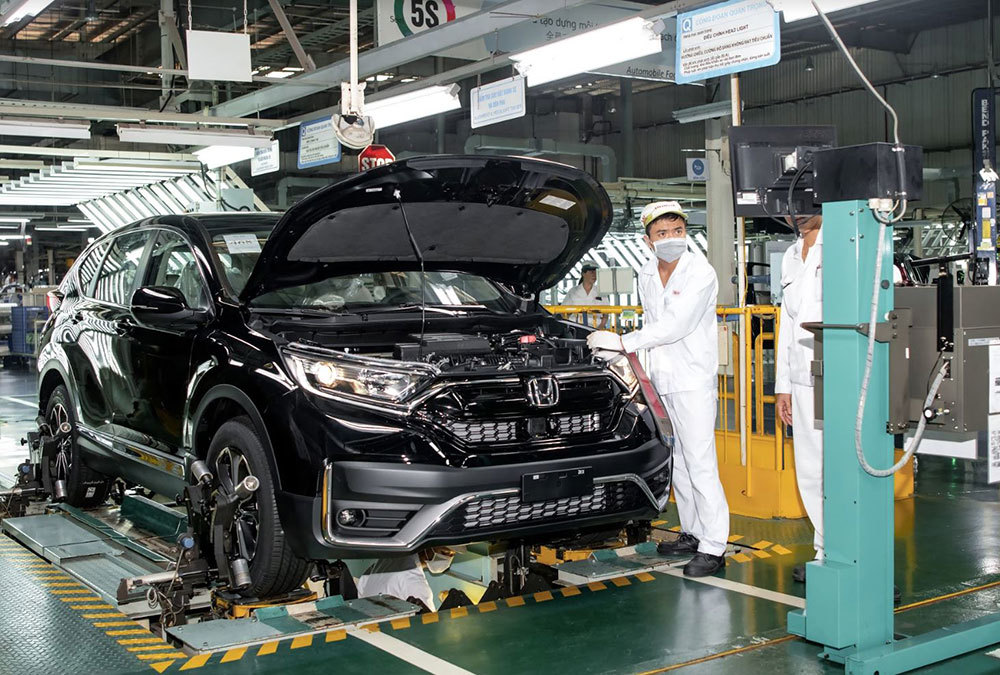 Bộ Công Thương: Giá ô tô Việt Nam đắt gấp 2 Thái Lan, Indonesia, chất lượng &quot;thua&quot; xe nhập - Ảnh 1.