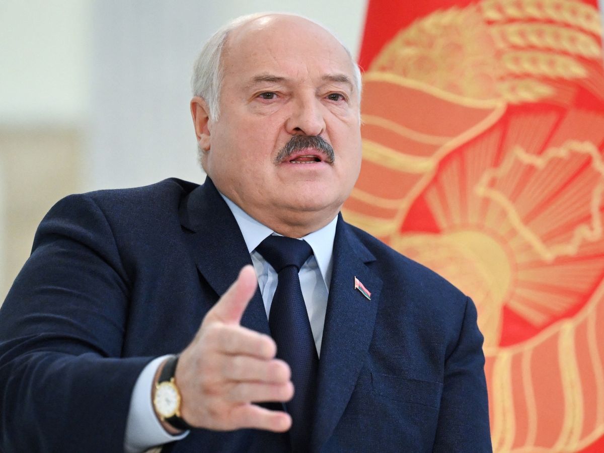 Tổng thống Belarus tuyên bố sẵn sàng tiếp nhận vũ khí hạt nhân chiến lược của Nga - Ảnh 1.