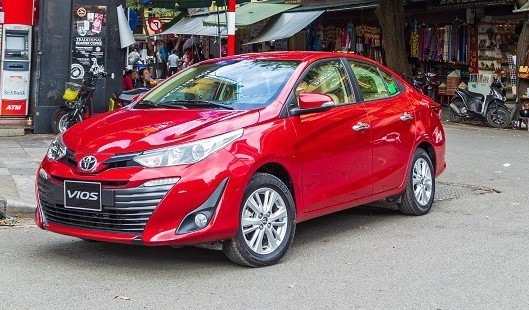 Toyota Vios số tự động cũ tầm giá 300 triệu đồng và những lưu ý khi mua - Ảnh 1.