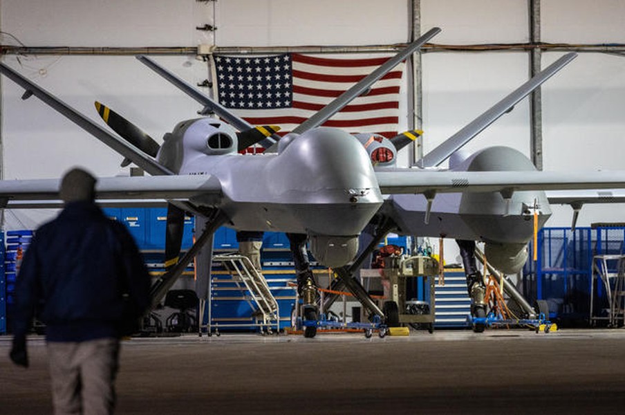 Chuyên gia Nga bắt đầu &quot;mổ xẻ&quot; UAV của Mỹ để khai thác bí mật - Ảnh 2.