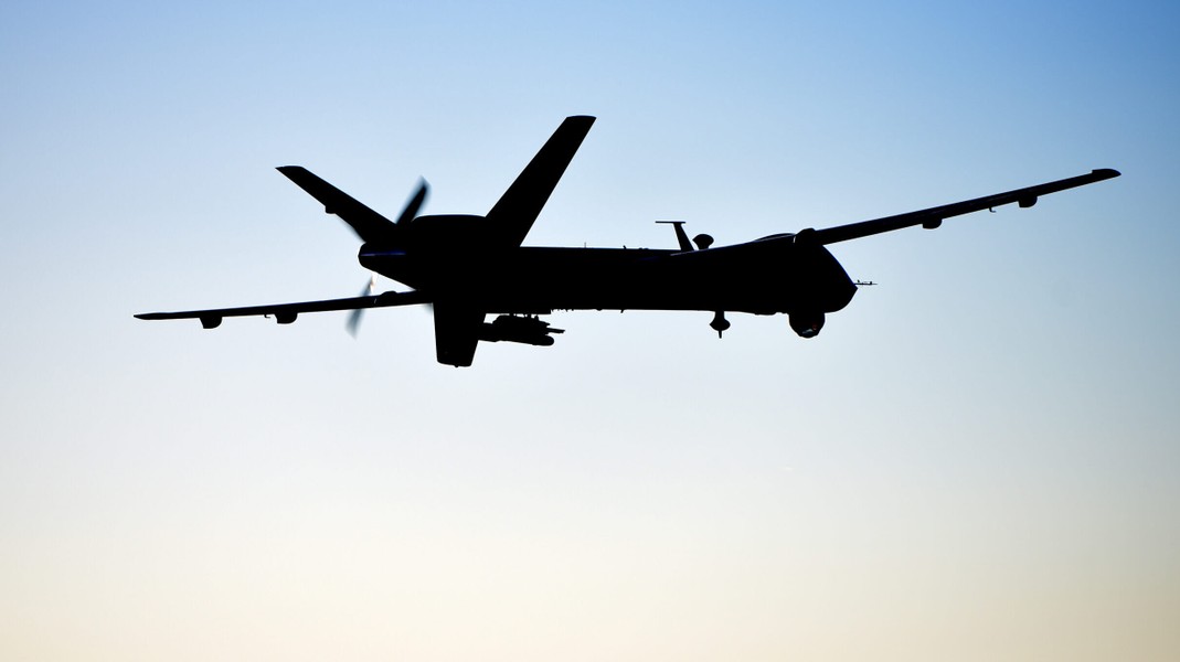 Chuyên gia Nga bắt đầu &quot;mổ xẻ&quot; UAV của Mỹ để khai thác bí mật - Ảnh 8.