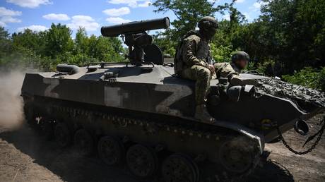 Nga chuẩn bị tung 'thợ săn xe tăng' vào chiến trường Ukraine - Ảnh 1.
