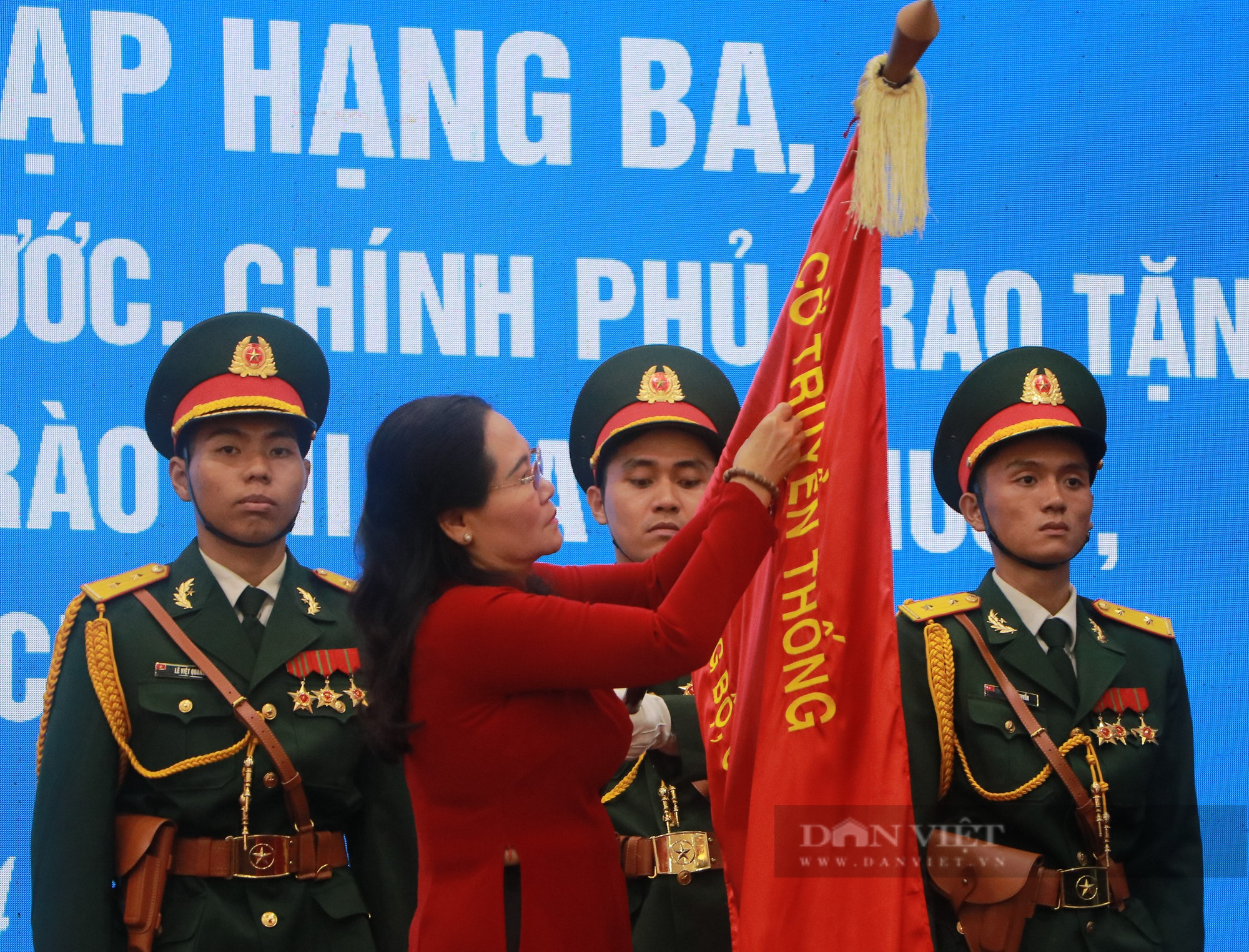 Huyện Củ Chi nhận Huân chương Độc lập hạng Ba của Chủ tịch nước - Ảnh 3.
