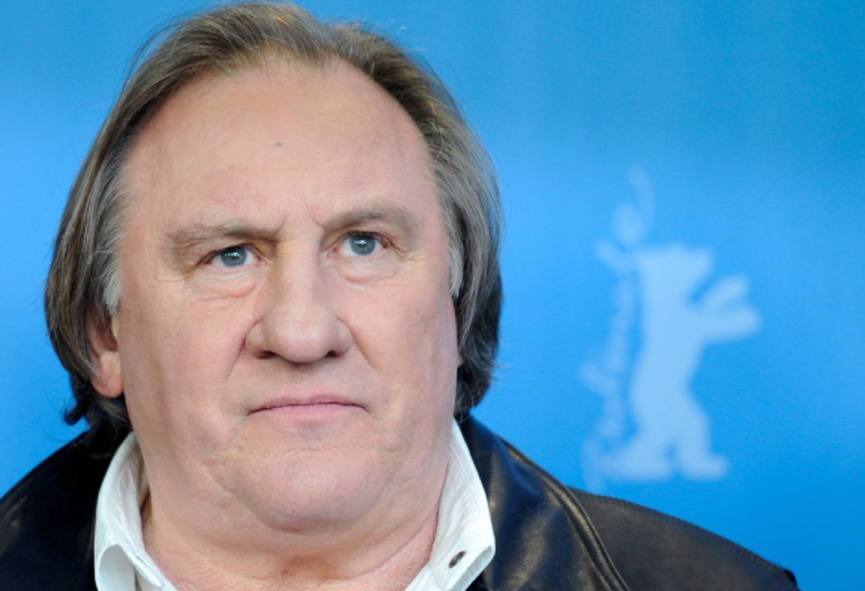 13 phụ nữ tố nam tài tử Pháp Gerard Depardieu hiếp dâm - Ảnh 1.