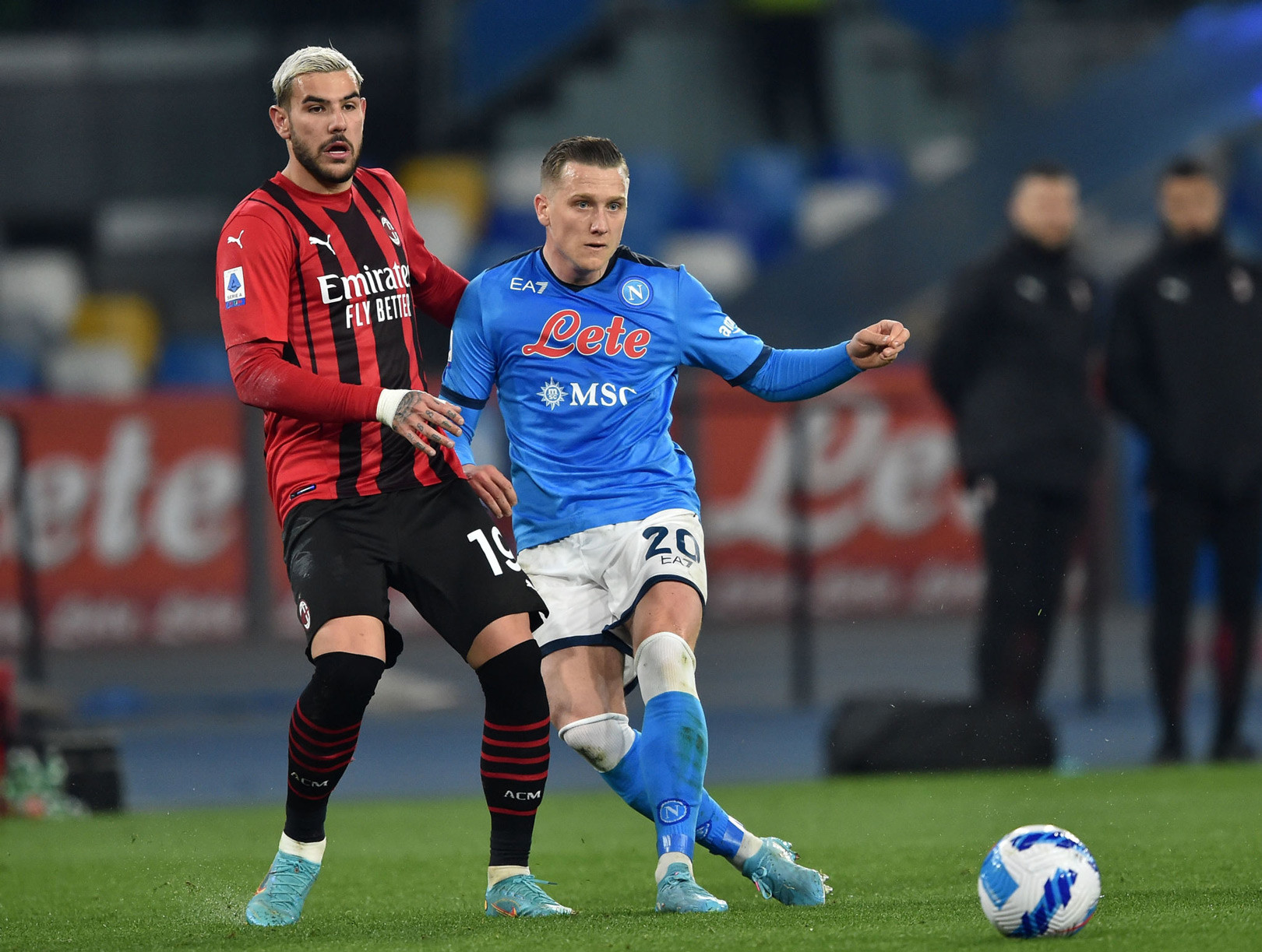 AC Milan vs Napoli (2h ngày 13/4): Chiến thắng cho Rossoneri? - Ảnh 1.